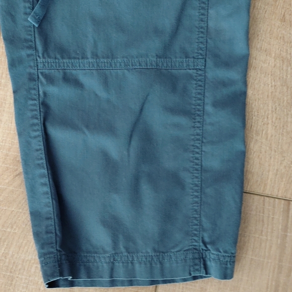 Women's Size 12P Jones of New York Sports Petite Dusty Blue Capri - Picture 3 of 12